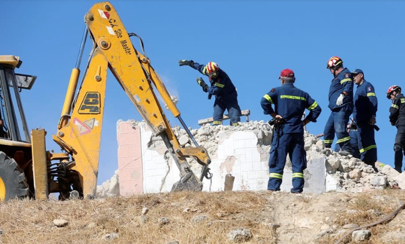 Λ. Αυγενάκης: «Χρόνια πολλά στο Πυροσβεστικό Σώμα» (Pics)