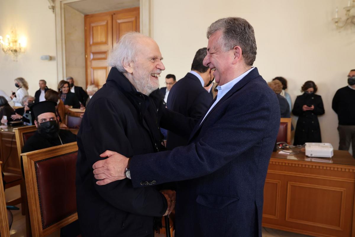 Ανακηρύχθηκε Επίτιμος Δημότης Ηρακλείου ο Γιάννης Μαρκόπουλος