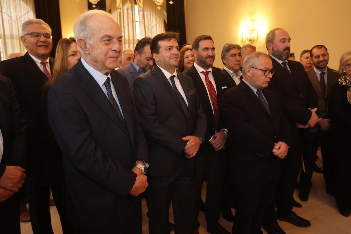 Κοινή εκδήλωση κοπής πρωτοχρονιάτικης πίτας στη Λότζια από Περιφέρεια Κρήτης και Δήμο (pics) 3 Κοινή εκδήλωση κοπής πρωτοχρονιάτικης πίτας στη Λότζια από Περιφέρεια Κρήτης και Δήμο (pics)