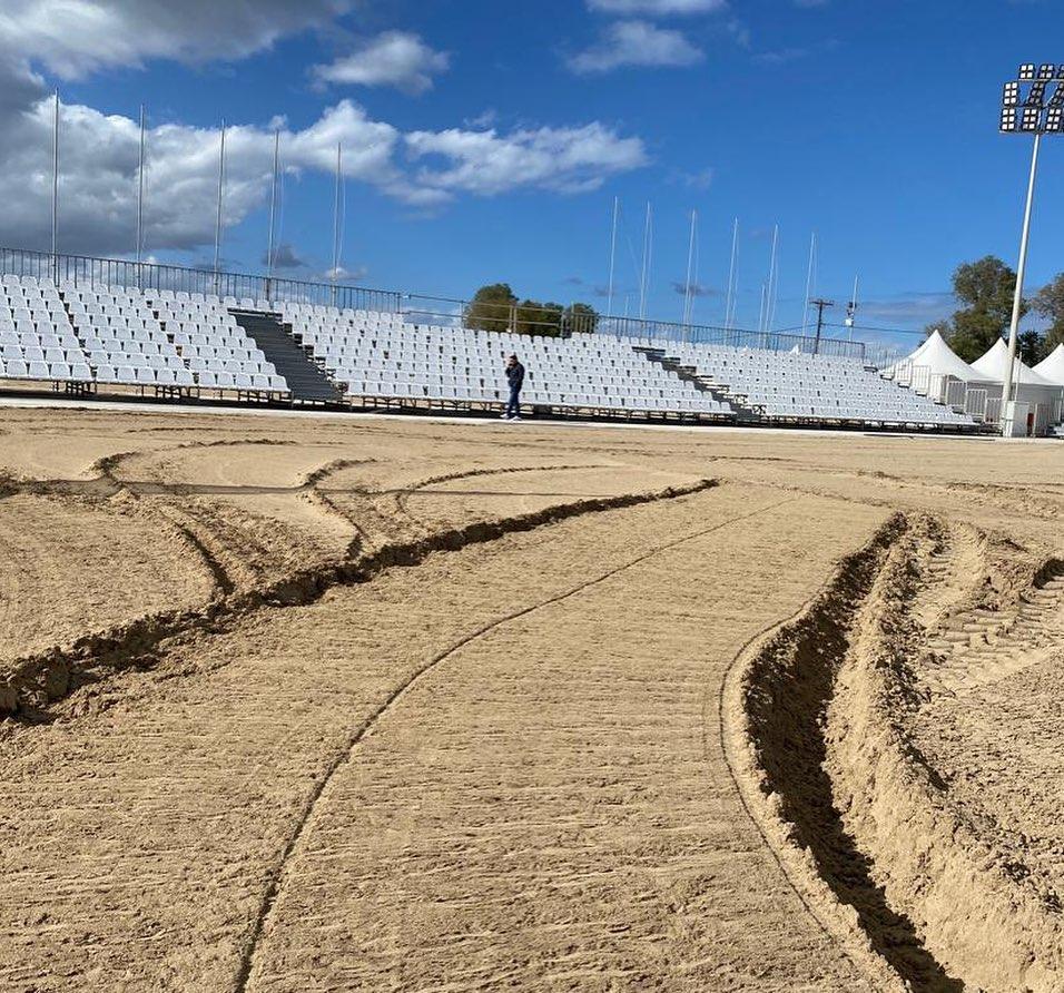 Ο Λευτέρης Αυγενάκης στα έργα στο Karteros Beach Sports Center (Pics)
