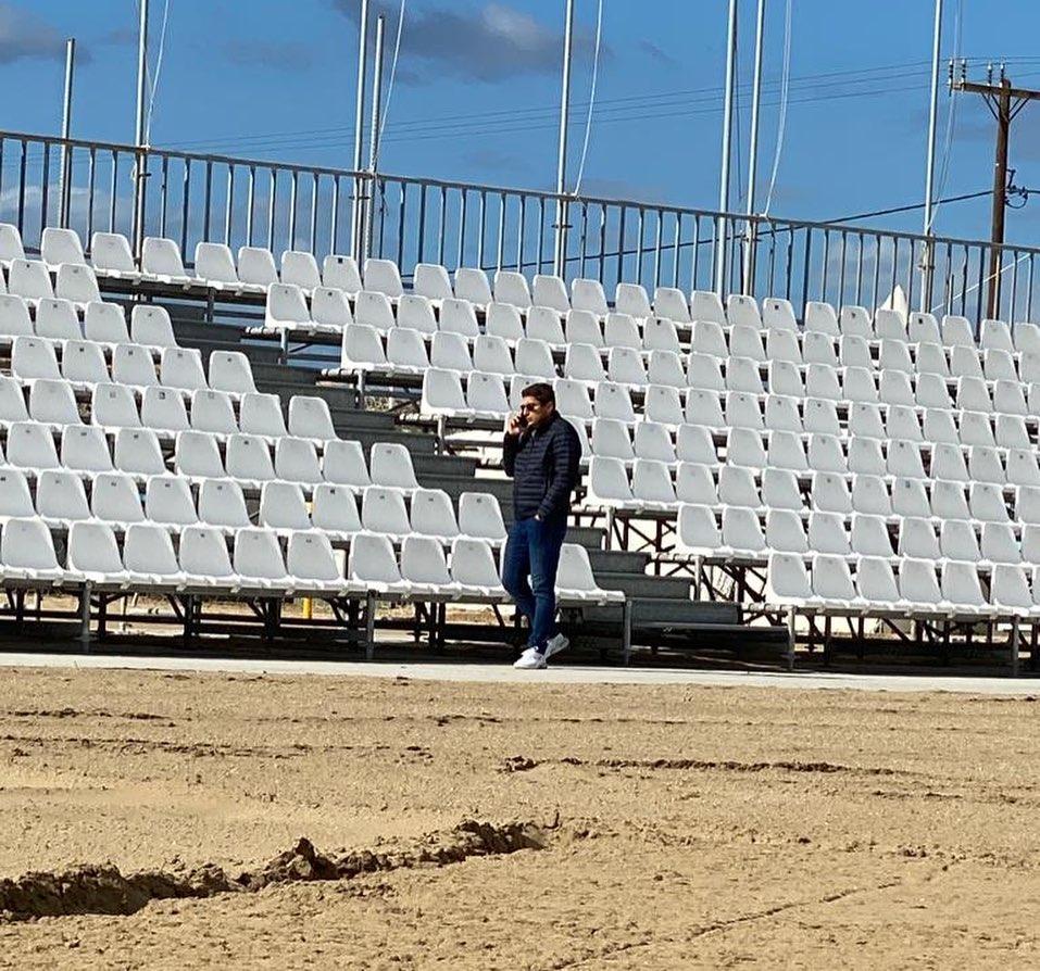 Ο Λευτέρης Αυγενάκης στα έργα στο Karteros Beach Sports Center (Pics)