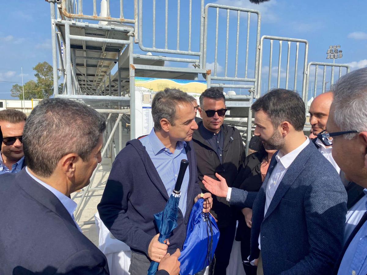 Στο Karteros Beach Sports Center o Πρωθυπουργός, ενημερώθηκε και ξεναγήθηκε από τον Λευτέρη Αυγενάκη (Pics)