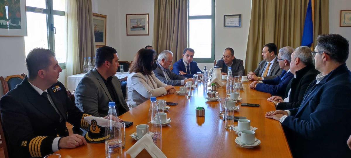 Επίσκεψη του Υπουργού Ναυτιλίας και Νησιωτικής Πολιτικής Γιάννη Πλακιωτάκη στον Οργανισμό Λιμένος Ηρακλείου
