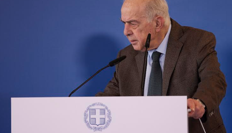 Λαμπρινός