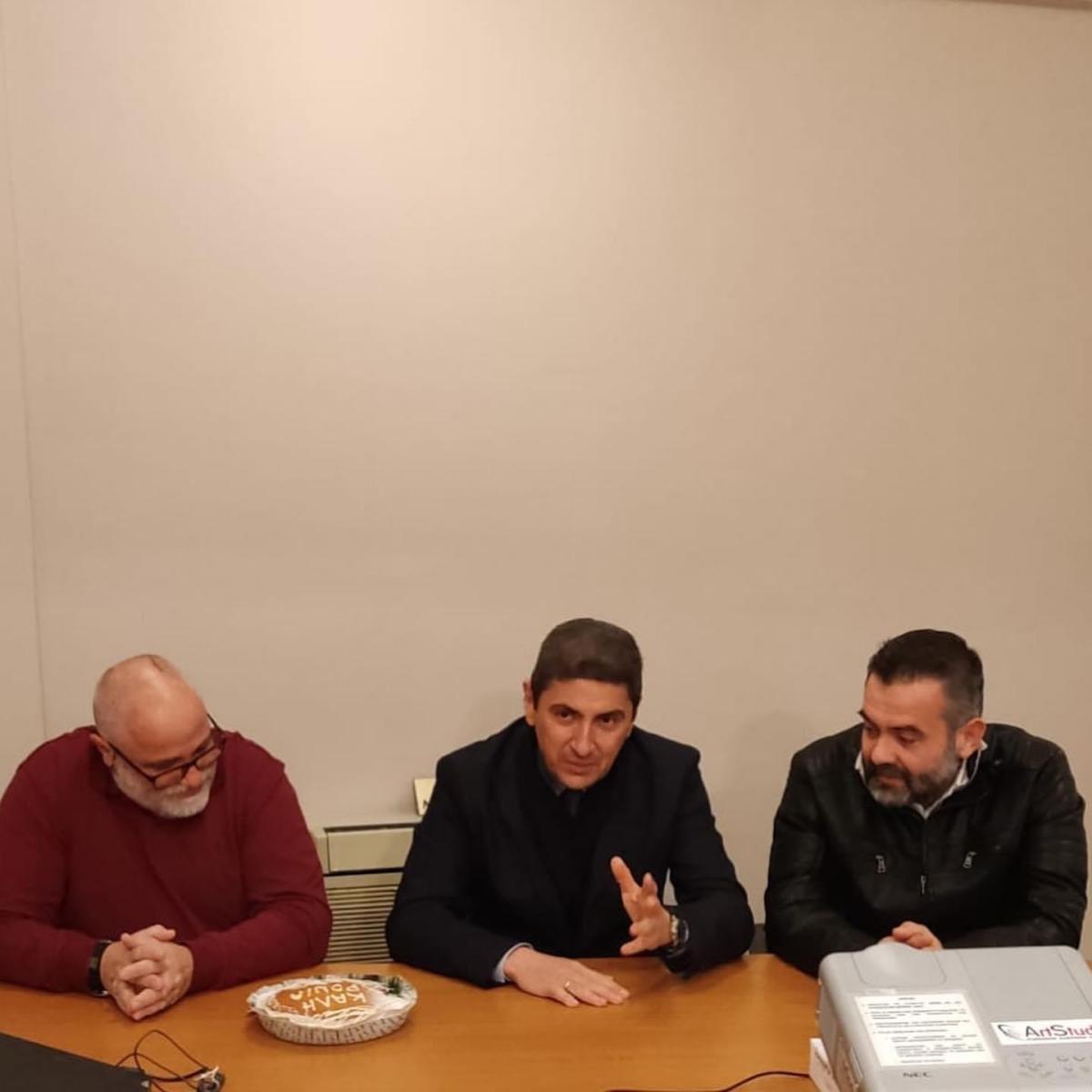 Ο Λευτέρης Αυγενάκης στην κοπή της Πίτας του Περιφερειακού Τμήματος Ηρακλείου της Επιστημονικής Ένωσης Τεχνολογικής Εκπαίδευσης Μηχανικών (pics)
