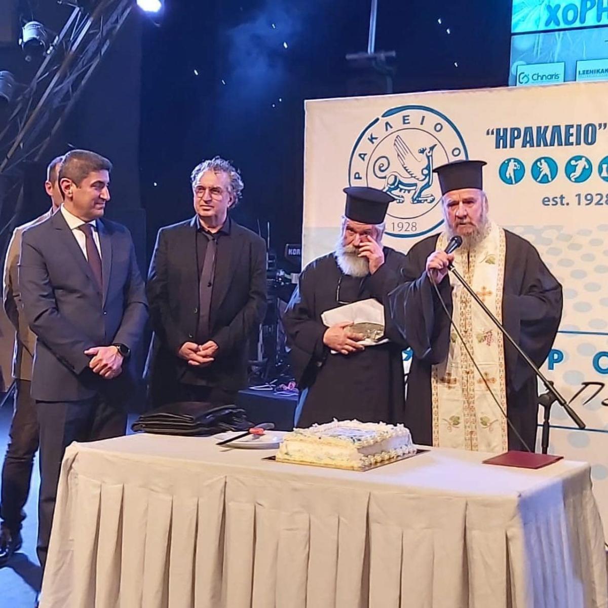 Τον Λ. Αυγενάκη βράβευσε ο ΟΑΑ "Ηράκλειο" για την προσφορά του στην Αθλητική Ανάπτυξη του Ηρακλείου και της χώρας (pics)