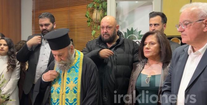 Πλήθος κόσμου στα εγκαίνια του πολιτικού γραφείου του Λάμπρου Βαμβακά (pics)