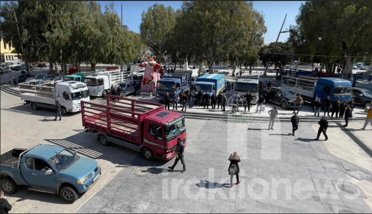 Ηράκλειο: Κινητοποίηση μελισσοκόμων με μηχανοκίνητη πορεία (pics, vid)