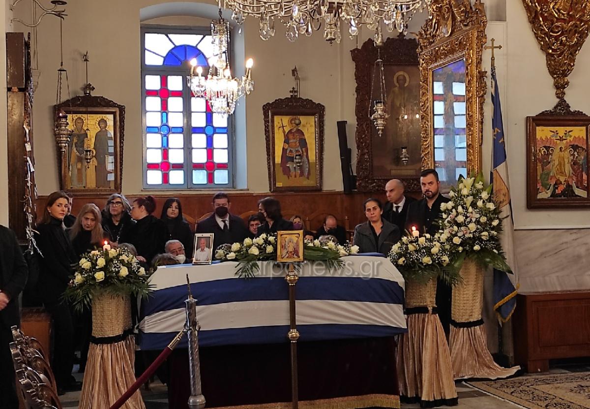 Σήμερα το τελευταίο αντίο στον Μανούσο Βολουδάκη στα Χανιά (pic)