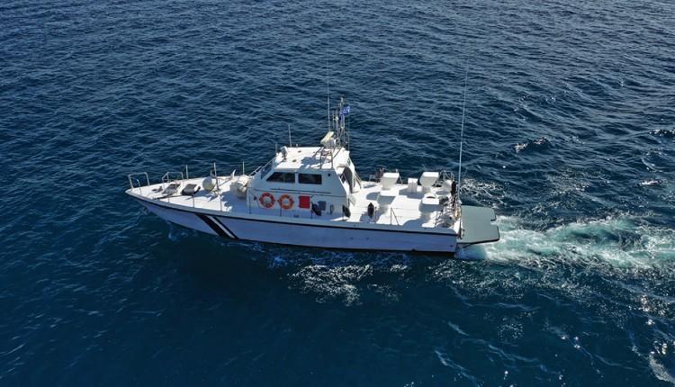 Κρήτη: Νέα περιπολικά σκάφη με υγειονομικό εξοπλισμό από το Υπουργείο Ναυτιλίας για δυο περιοχές του νησιού