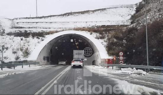 Στα λευκά "ντύθηκαν" οι Μοίρες! (pics)