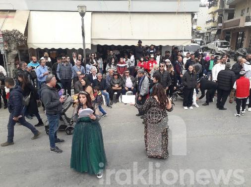Σε καρναβαλικούς ρυθμούς και το Τυμπάκι! (pics) 5 Σε καρναβαλικούς ρυθμούς και το Τυμπάκι! (pics)