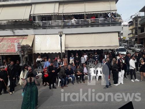 Σε καρναβαλικούς ρυθμούς και το Τυμπάκι! (pics) 3 Σε καρναβαλικούς ρυθμούς και το Τυμπάκι! (pics)