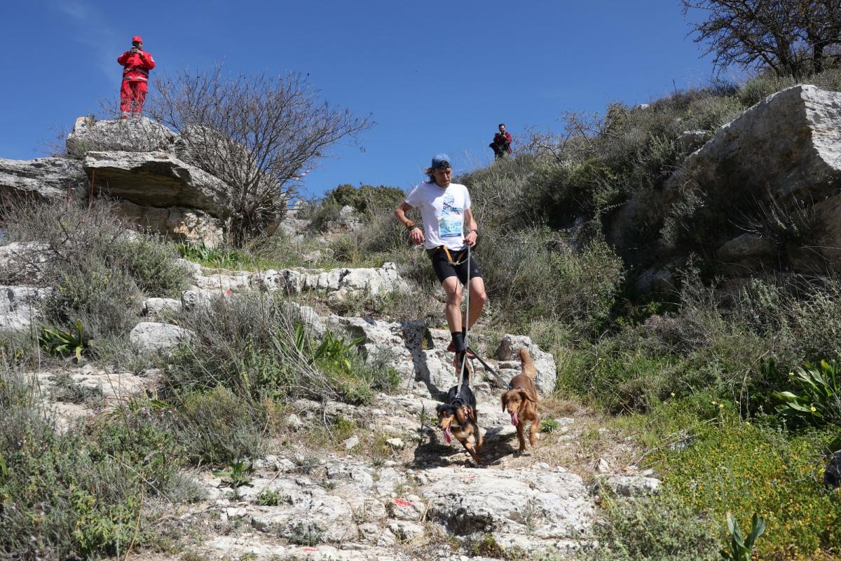 Με τον ορεινό ημιμαραθώνιο ξεκίνησε το 1ο KARTEROS RUN