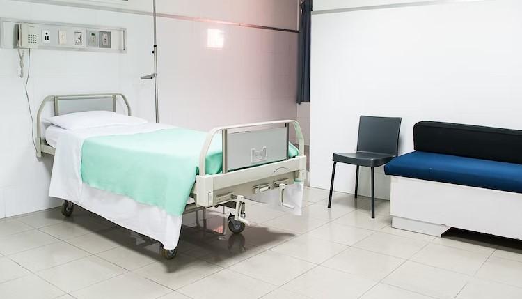 Τραγωδία! Νοσοκόμος σκότωσε 20 ασθενείς με κοροναϊό «για να μην υποφέρουν»