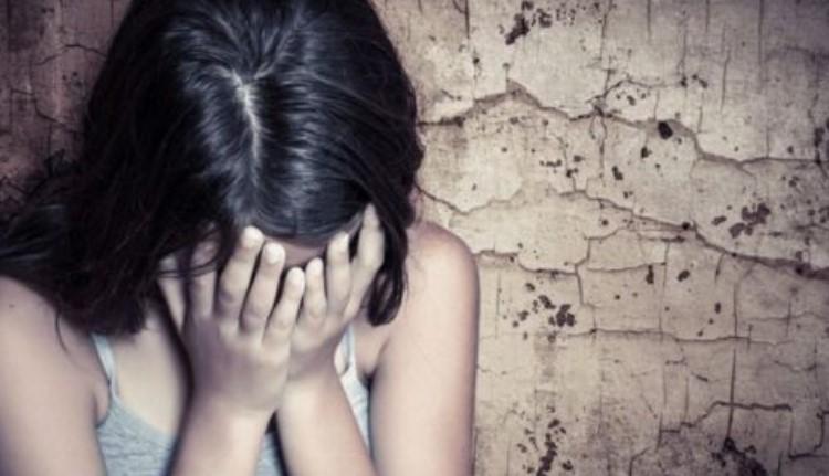 Βιασμός 12χρονης: Ξεκινά αύριο η δίκη για την υπόθεση του Κολωνού - Αίτημα να γίνει κεκλεισμένων των θυρών