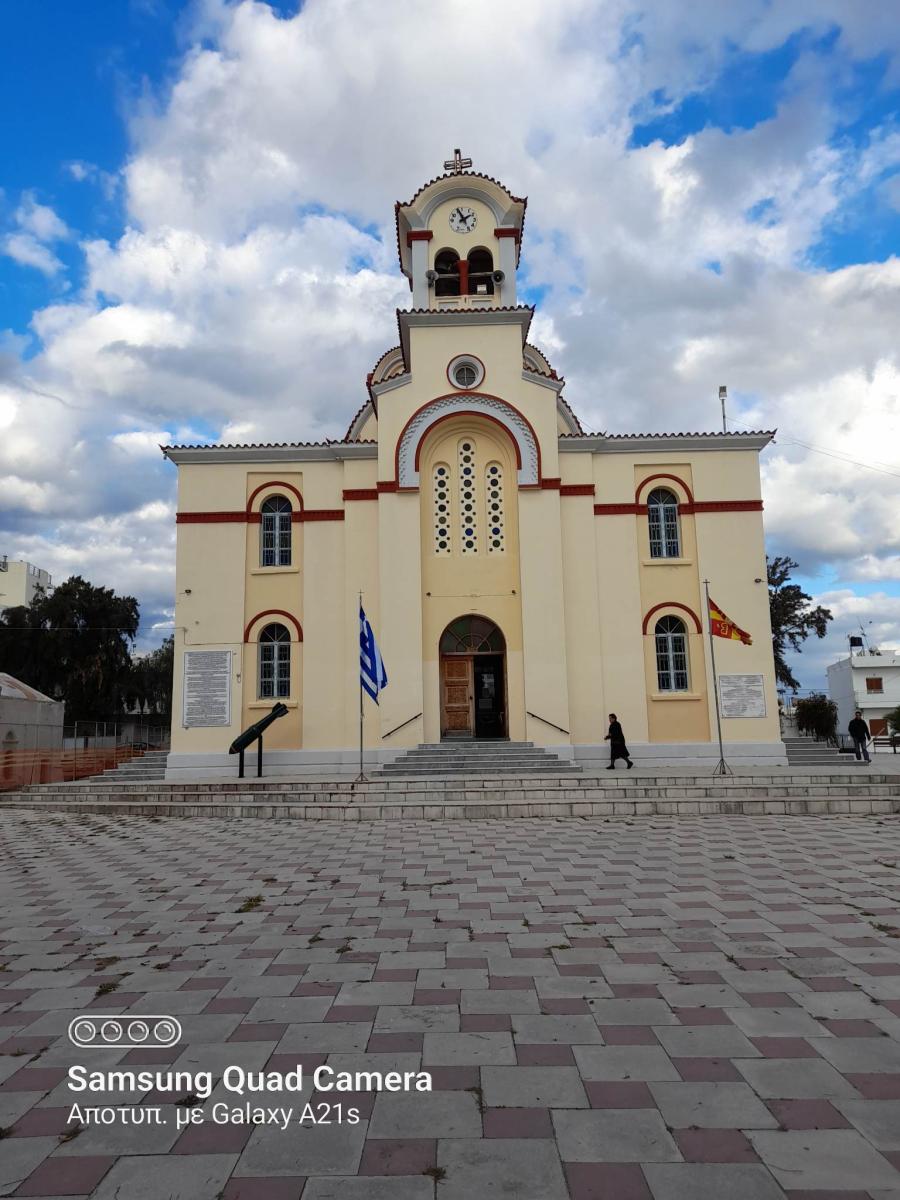 Μεγάλη Δευτέρα: Η ακολουθία του Νυμφίου στον Ιερό Ναό Αγίου Τίτου στο Τυμπάκι (pics)