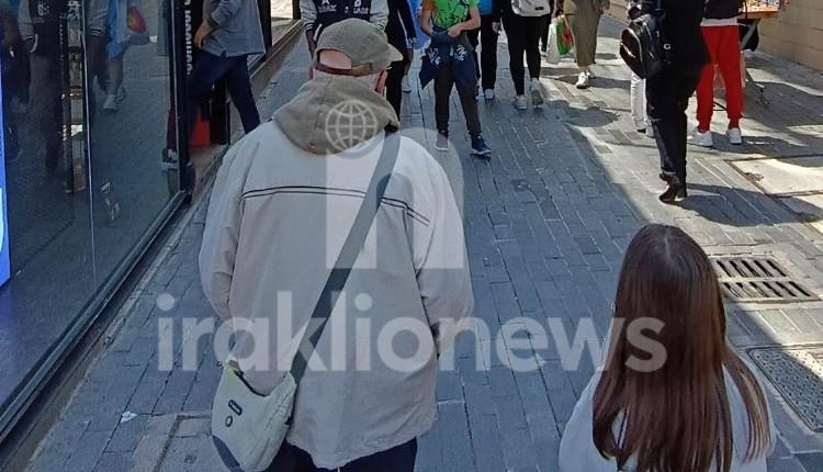 Μεγάλη Πέμπτη στο Ηράκλειο με πλήθος κόσμου στην αγορά - "Ανάσα" πριν την Ανάσταση (pics)