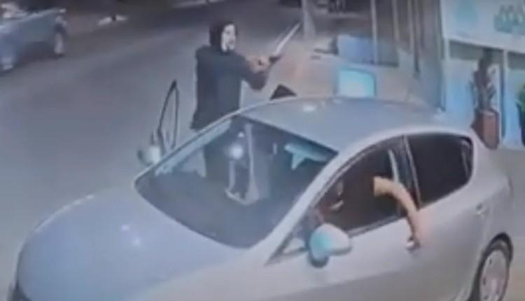 Πυροβόλησαν 32χρονο στο αυτοκίνητο του μαζί με τη σύζυγο και τα παιδιά του - Συγκλονιστικό βίντεο