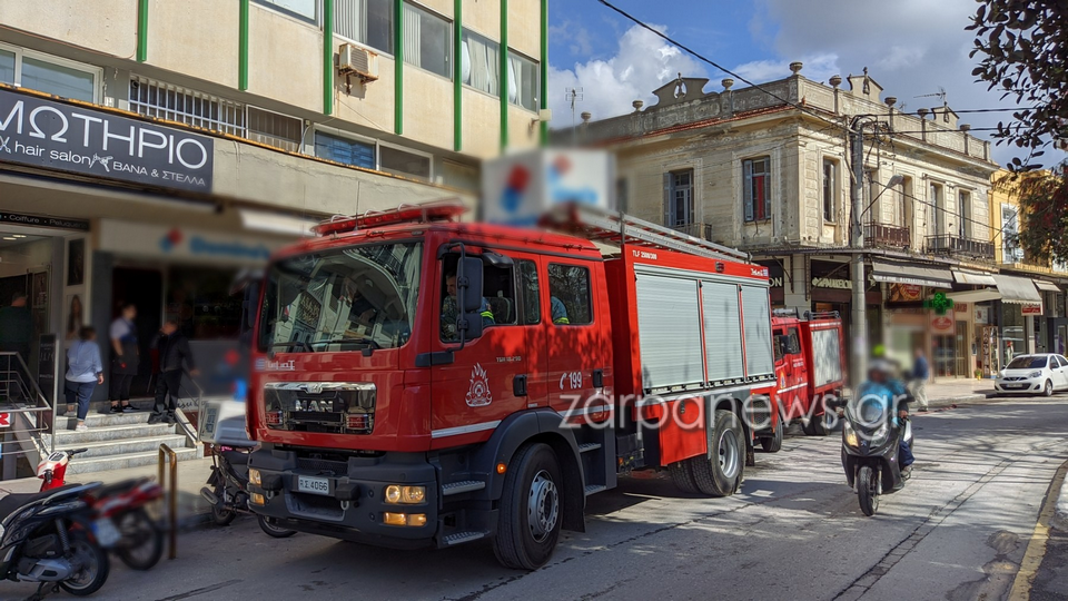 Πυρκαγιά σε κατάστημα αναστάτωσε το κέντρο της πόλης στα Χανιά (pic)