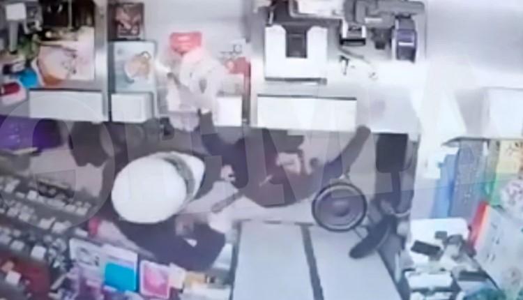 Βίντεο ντοκουμέντο από τη ληστεία σε σούπερ μάρκετ - Έβαλε το όπλο στο κεφάλι υπαλλήλου