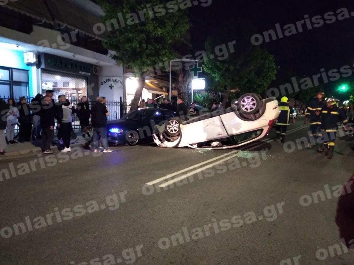 Τρομακτικό τροχαίο με τρεις τραυματίες - Αναποδογύρισε το ένα όχημα