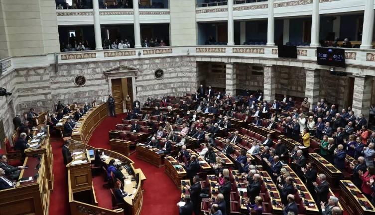Αποτελέσματα εκλογών: Αυτοί είναι οι 300 που εκλέγονται βουλευτές