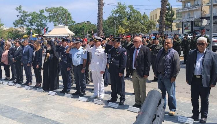 Κατάθεση στεφάνων σήμερα στο Μνημείο της Μάχης Κρήτης στην εκδήλωση τιμής και μνήμης από την Π.Ε. Ηρακλείου