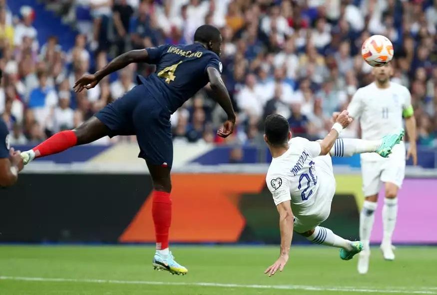 Γαλλία - Ελλάδα 1-0: Έπεσε μαχόμενη η Εθνική ομάδα στο Παρίσι