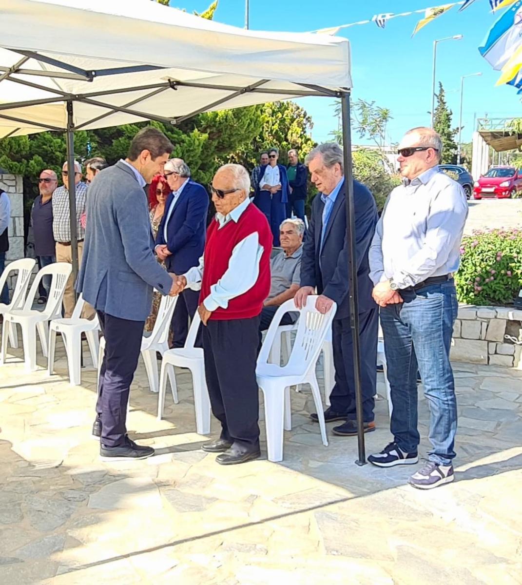 Στην Κεντρική Λαχαναγορά Ηρακλείου ο Λ. Αυγενάκης για τον εορτασμό των Αγίων Πάντων (vid)