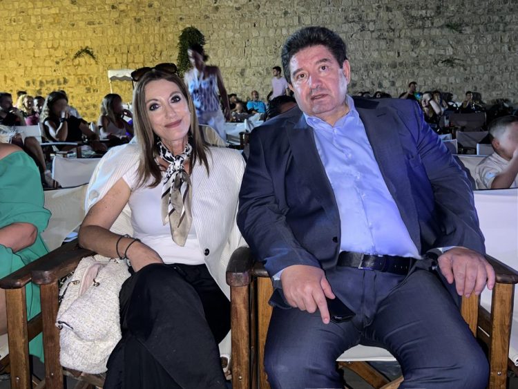 Ο Μιχάλης Καραμαλάκης στην εκδήλωση της «Παρέας της Αγάπης»