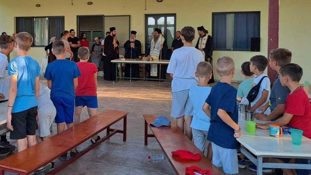Αγιασμός στις Κατασκηνώσεις της Ιεράς Αρχιεπισκοπής Κρήτης