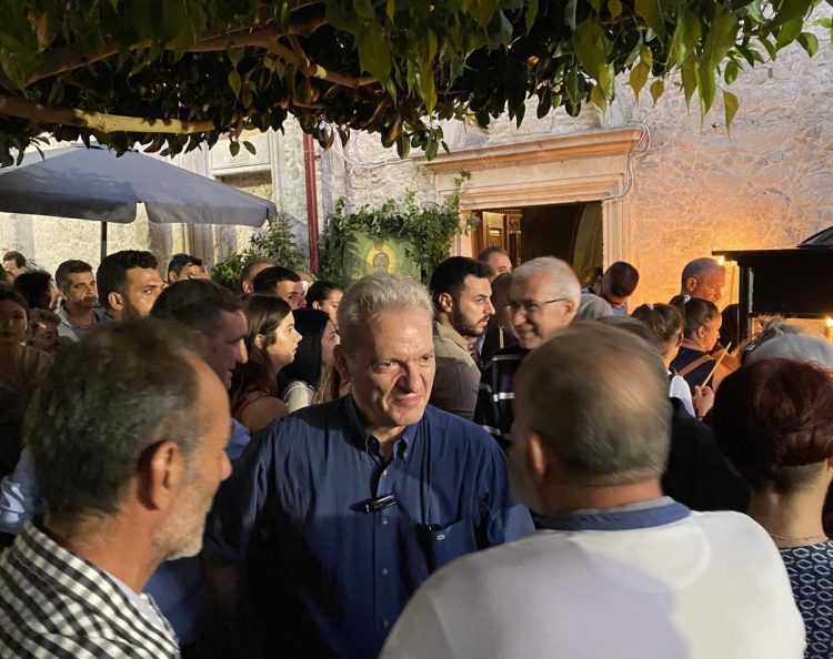 Ο Αλέξης Καλοκαιρινός στη γιορτή του Αγίου Μύρωνα - Θερμή υποδοχή από τους κατοίκους