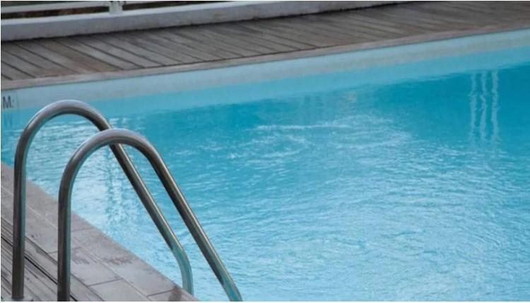 Κύπρος: Εξέπνευσε ο εξάχρονος που βρέθηκε να επιπλέει αναίσθητος σε πισίνα ξενοδοχείου