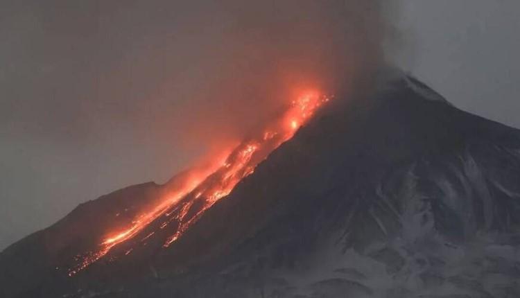 Έκρηξη στο ηφαίστειο Καμτσάτκα