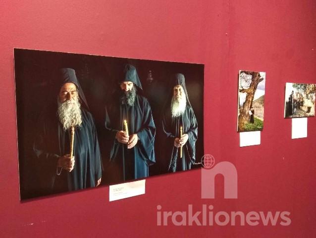Εγκαινιάστηκε η έκθεση φωτογραφίας του Νίκου Ψιλάκη στη Βασιλική του Αγίου Μάρκου (pics)