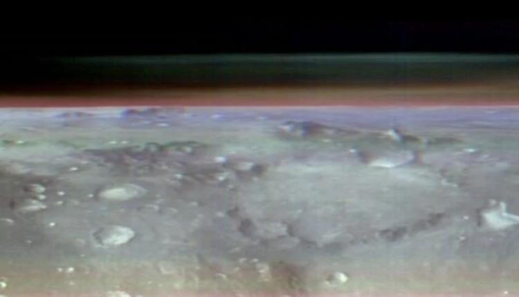 ΝASA: Κόβουν την ανάσα οι εικόνες από τον ορίζοντα του Άρη – Η εμφάνιση του μυστηριώδη «Φόβου»
