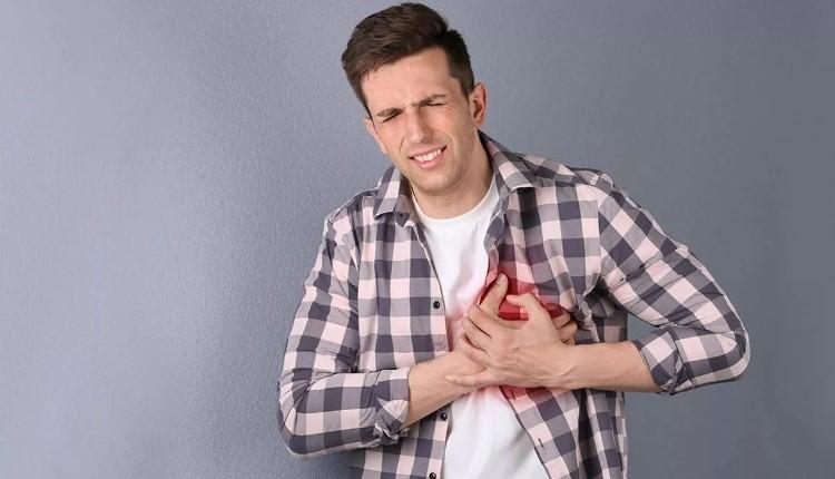 Αντιβιοτικά – Αντιψυχωσικά: Σε ποιους ασθενείς πολλαπλασιάζουν τον κίνδυνο καρδιακής ανακοπής