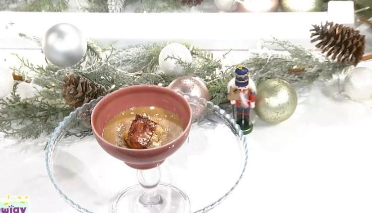Η Γωγώ Δελογιάννη μάς φτιάχνει σούπα βελουτέ κάστανο με τραγανό μπέικον (vid)