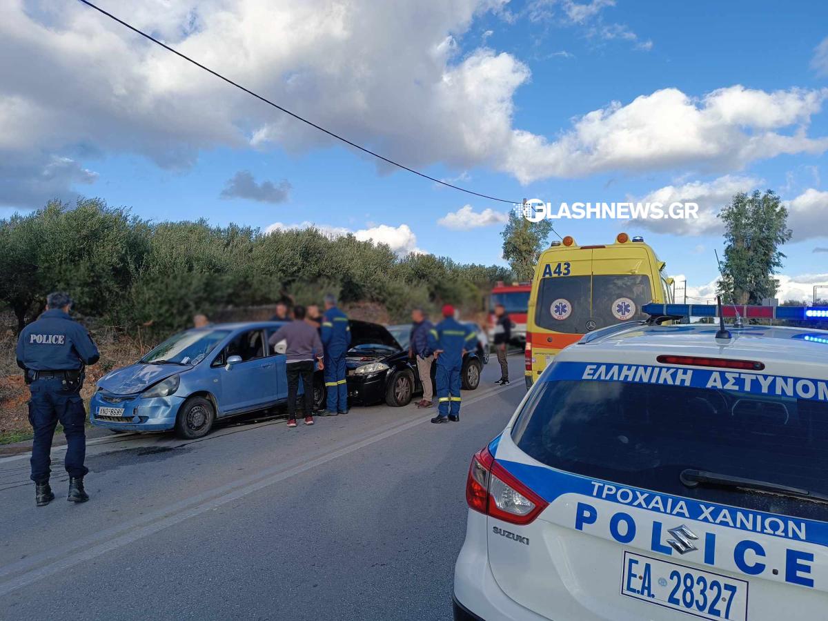 Κρήτη: Νέο τροχαίο με καραμπόλα τριών οχημάτων - Στο νοσοκομείο ένα άτομο έπειτα από απεγκλωβισμό