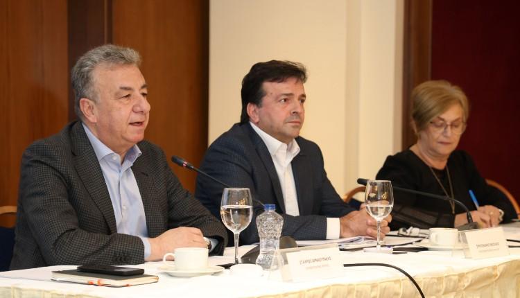 Στ. Αρναουτάκης προς τα μέλη του νέου Περιφερειακού Συμβουλίου: «Καλή χρονιά και με διεκδίκηση από την κεντρική εξουσία»