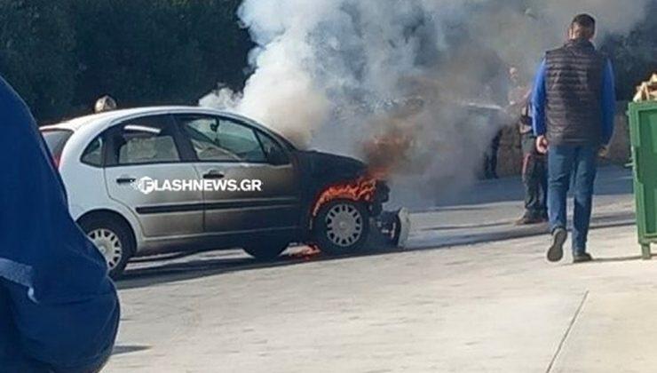 Κρήτη: Αυτοκίνητο με οικογένεια λαμπάδιασε στην μέση του δρόμου (vid)