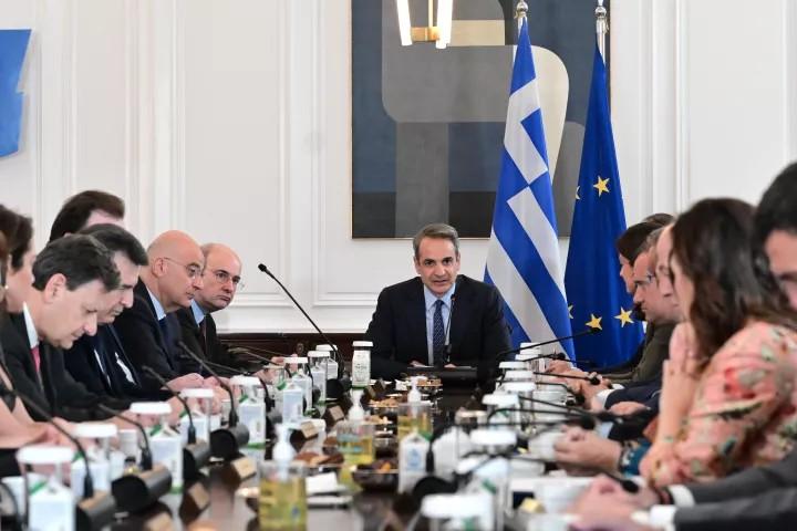 Στις 12:00 ανακοινώνεται η νέα σύνθεση της κυβέρνησης - Αναβάλλεται το υπουργικό