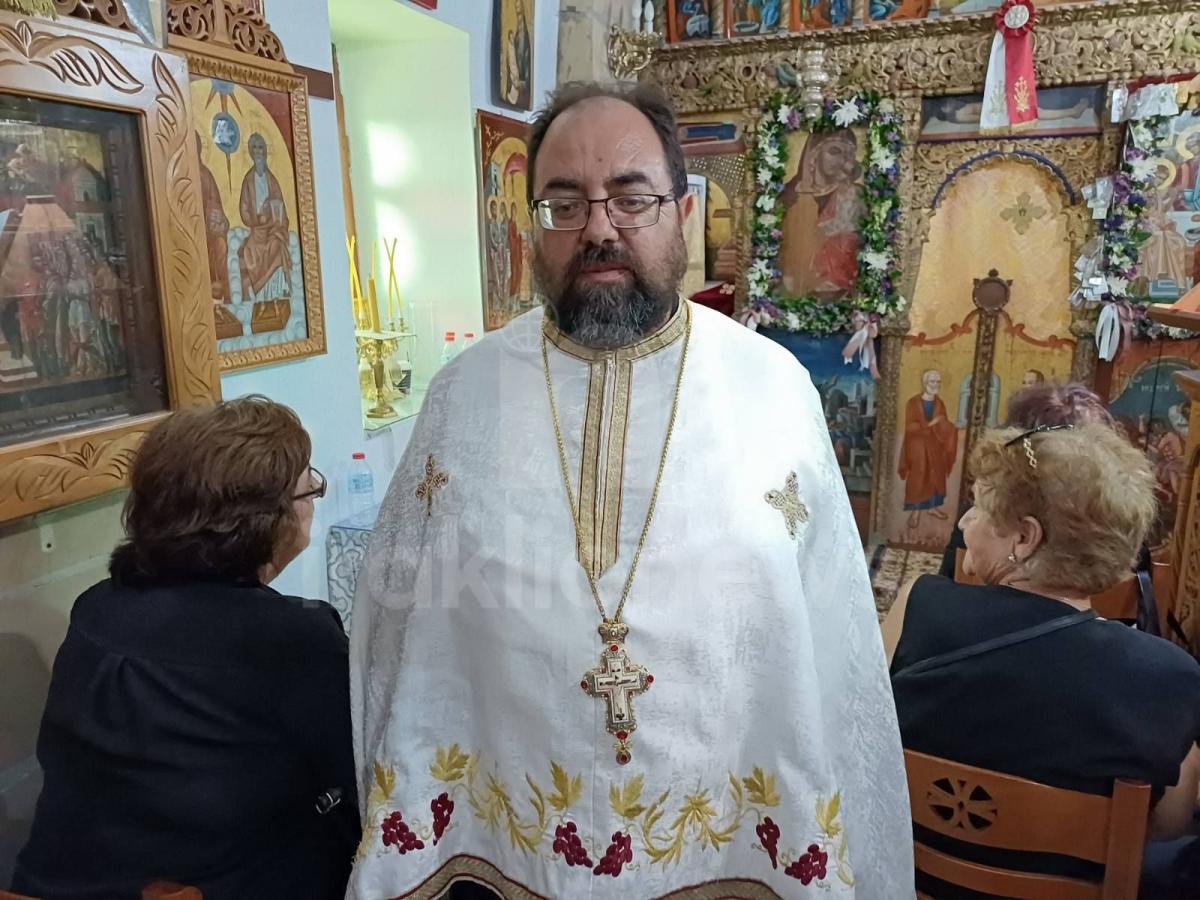 Με ευλάβεια ο εσπερινός του Αγίου Πνεύματος στο Τυμπάκι (pics) 14 Με ευλάβεια ο εσπερινός του Αγίου Πνεύματος στο Τυμπάκι (pics)