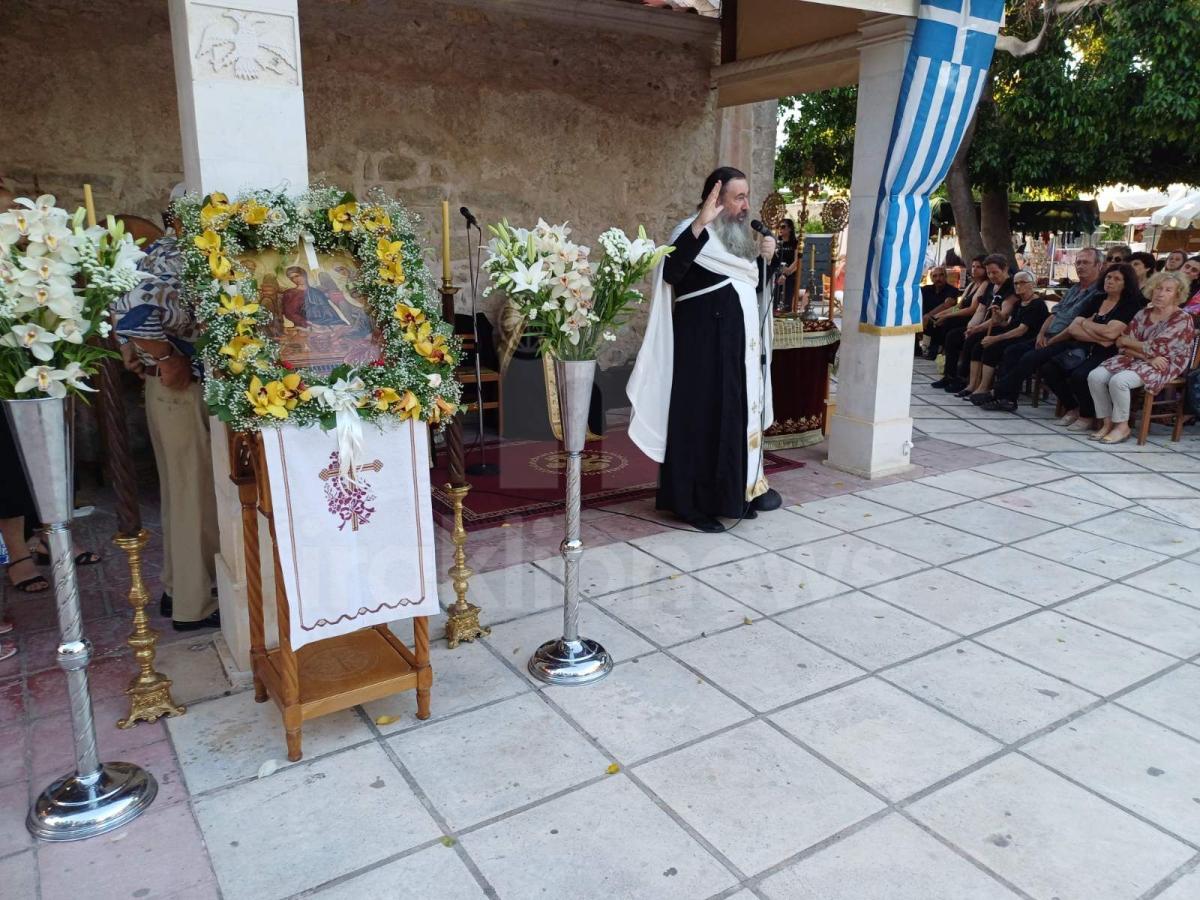 Με ευλάβεια ο εσπερινός του Αγίου Πνεύματος στο Τυμπάκι (pics) 4 Με ευλάβεια ο εσπερινός του Αγίου Πνεύματος στο Τυμπάκι (pics)