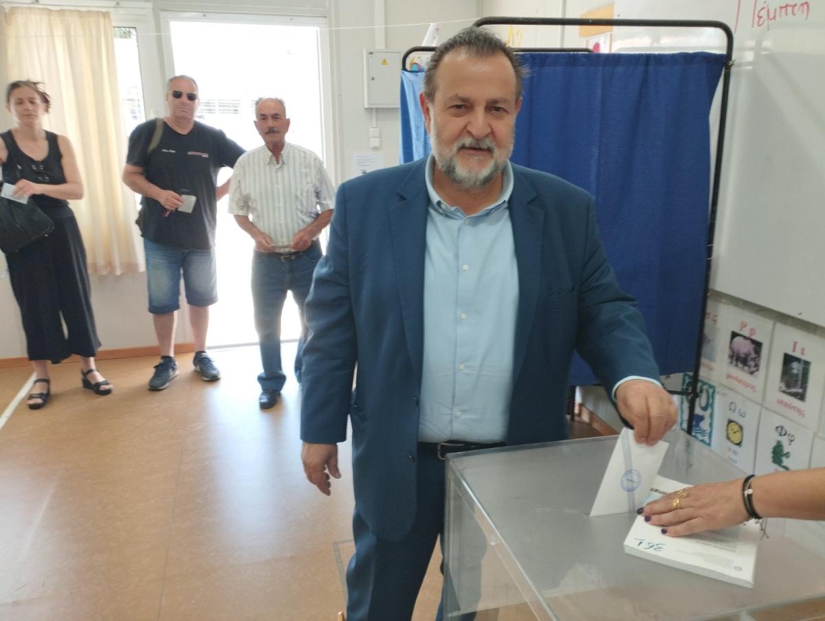 Το εκλογικό του δικαίωμα άσκησε ο Δήμαρχος Μινώα Πεδιάδας: «Η Ευρώπη οφείλει να ανασυγκροτήσει την πορεία της, τη στρατηγική της και να ενισχύσει τον παγκόσμιο και κοινωνικό της ρόλο»