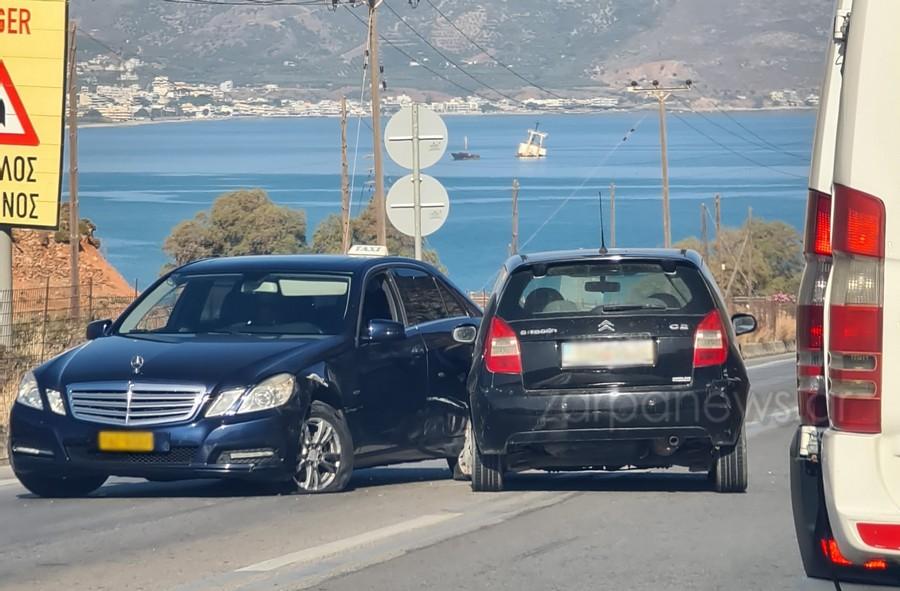 Κρήτη: Πρωινό τροχαίο με ταξί στην Εθνική