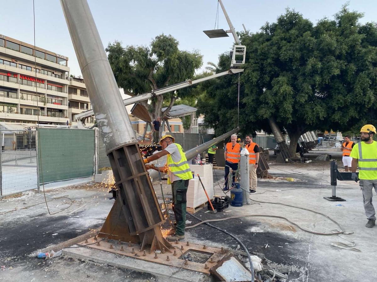 Πλατεία Ελευθερίας: Απομακρύνονται οι πυλώνες φωτισμού