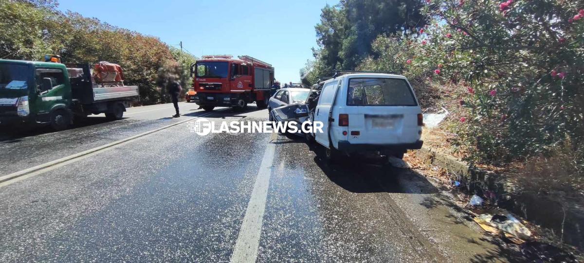 Κρήτη: Σοβαρό τροχαίο στον ΒΟΑΚ με εγκλωβισμό - Τρεις τραυματίες έπειτα από εκτροπή οχήματος (pic)