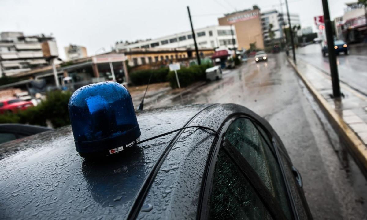 Πολυτελή αυτοκίνητα με φάρο... αστυνομίας: Δεκάδες «μαϊμού» περιπολικά ελεύθερα στους δρόμους